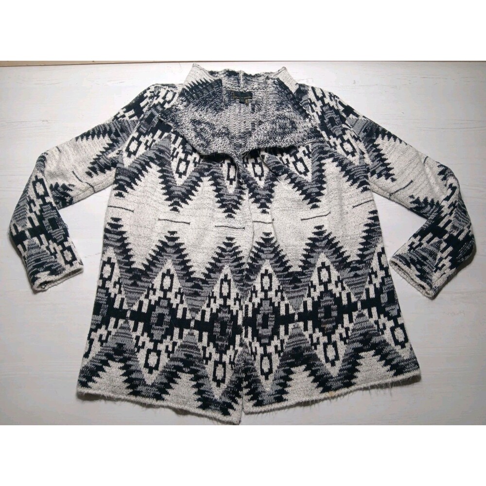 I Jeans  Buffalo Sweater Womens Size M Gray Long Sleeve Tribal Geometric *Stain